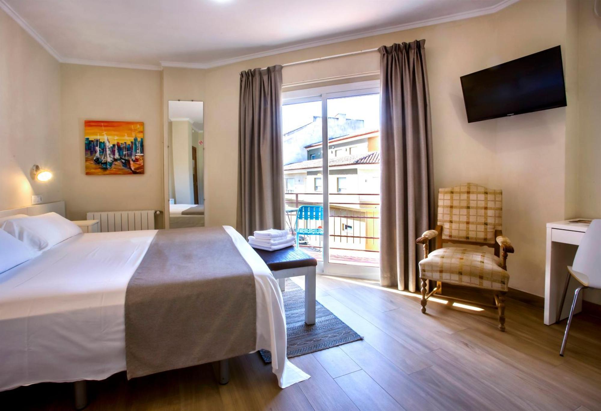 אונדרה Hotel Ramis Fundado En 1969 מראה חיצוני תמונה