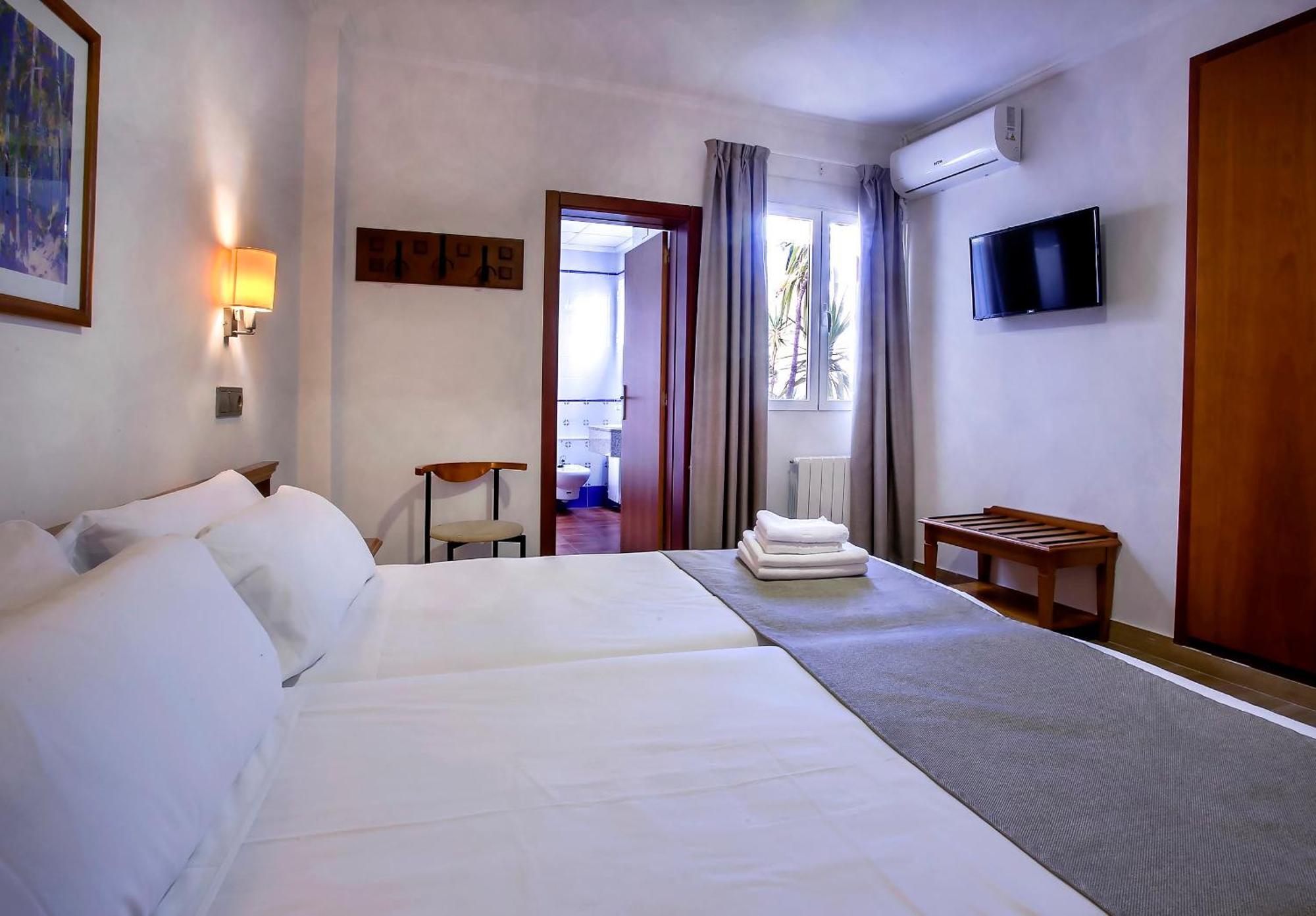 אונדרה Hotel Ramis Fundado En 1969 מראה חיצוני תמונה