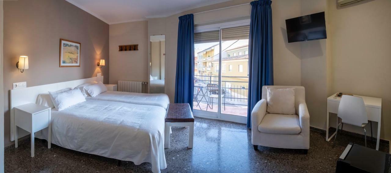 אונדרה Hotel Ramis Fundado En 1969 מראה חיצוני תמונה